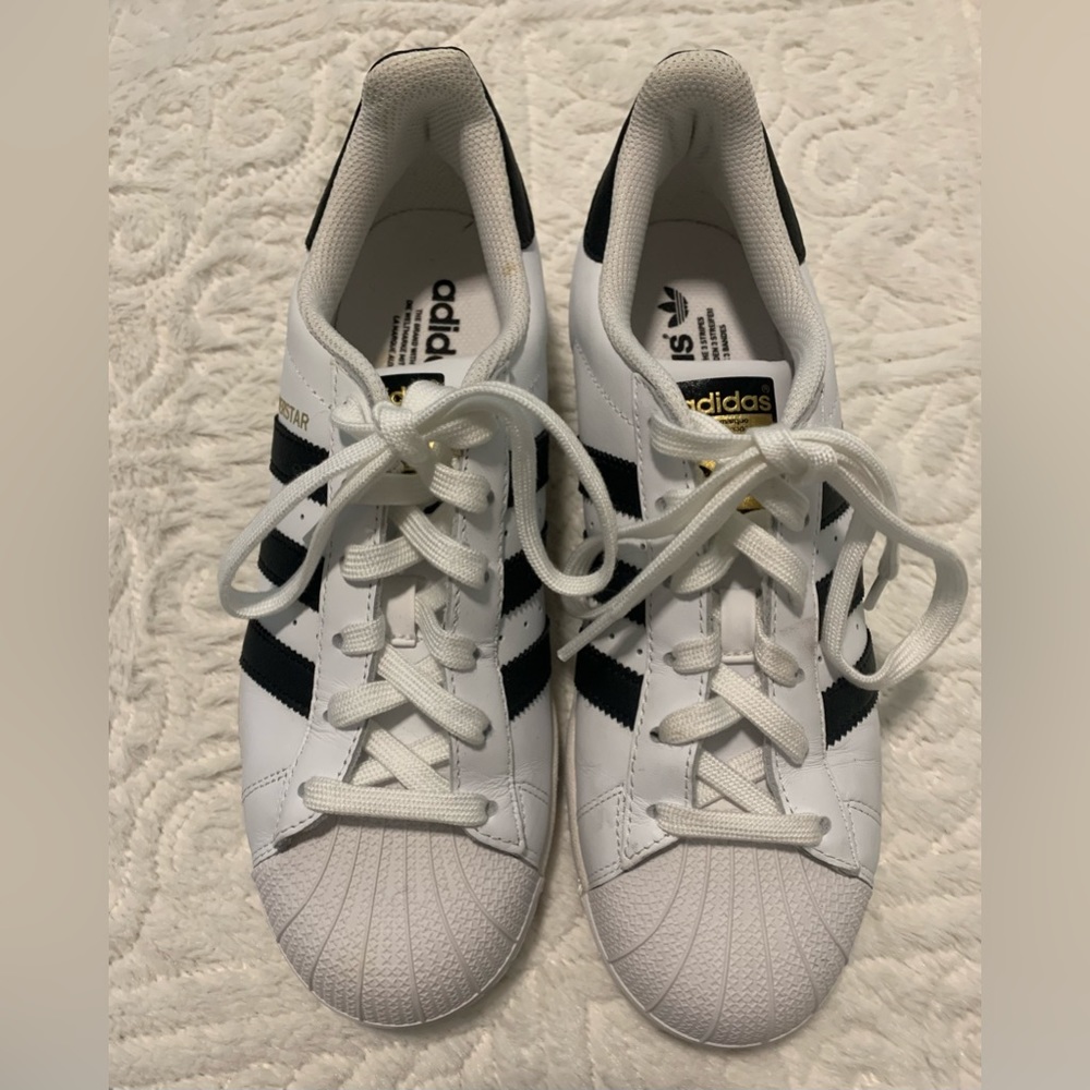 Adidas Super Star Tennis Shoe